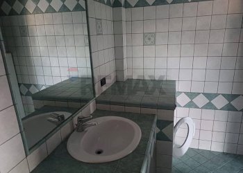 Bagno - Quadrilocale via Adige
 
27, Favara - foto 25