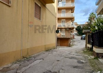 strada - Apartment Vicolo Giuseppe Verdi
 
42, Grotte - photo 23