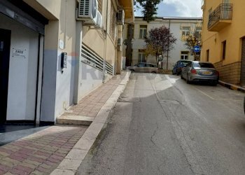 strada confinante - Apartment Vicolo Giuseppe Verdi
 
42, Grotte - photo 26
