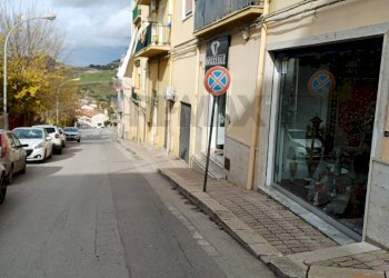 strada confinante - Apartment Vicolo Giuseppe Verdi
 
42, Grotte - photo 28