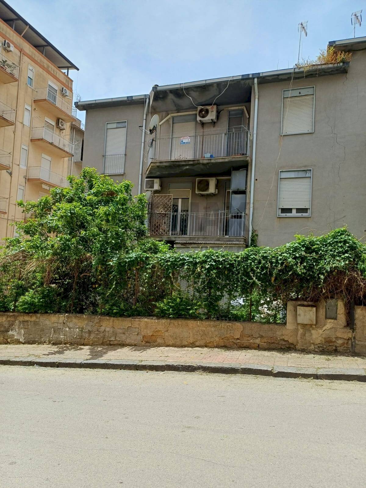 Edificio all\'aperto - Appartamento corso Vittorio Veneto
38 G, Favara - foto 3