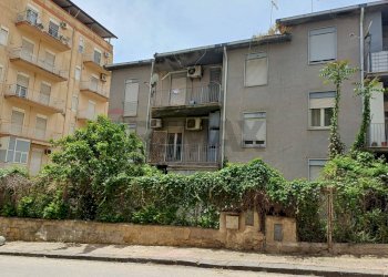 Edificio all\'aperto - Appartamento corso Vittorio Veneto
 
38 G, Favara - foto 1