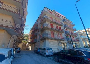 Edificio all\'aperto - Appartamento Viale Aldo Moro
 
255, Favara - foto 1