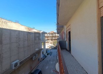 Balcone - Appartamento Viale Aldo Moro
 
255, Favara - foto 10