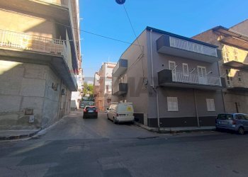 Edificio all\'aperto - Casa indipendente Via Ferdinando Magellano
 
43, Favara - foto 17
