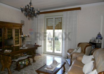 Sala da pranzo - Appartamento Via Papa Giovanni XXIII
 
6, Favara - foto 10