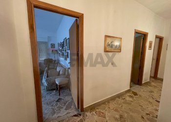 Hall / corridoio - Quadrilocale Favara - foto 29