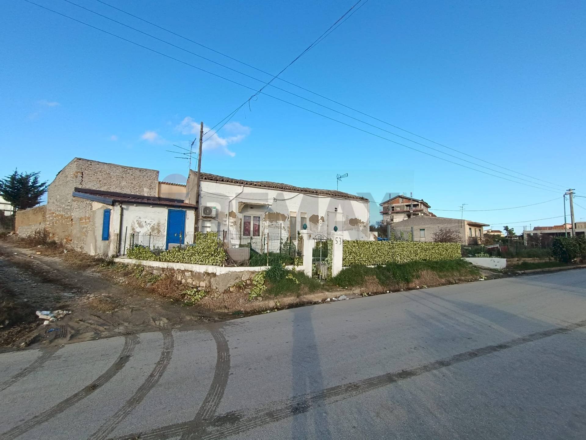 Casa all\'aperto - Casa indipendente Scalo Caldare
 
53, Aragona - foto 1