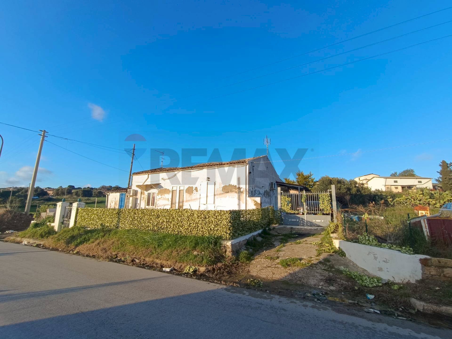 Casa all\'aperto - Casa indipendente Scalo Caldare
 
53, Aragona - foto 2
