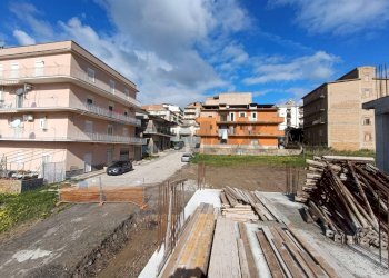 Edificio all\'aperto - Villa Via Costantino
 
SNC, Favara - foto 15