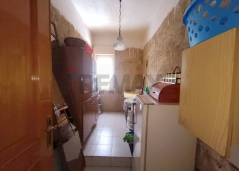 Cucina - Appartamento Viale Aldo Moro
 
255, Favara - foto 24