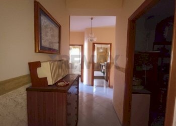Hall / corridoio - Appartamento Viale Aldo Moro
 
255, Favara - foto 28