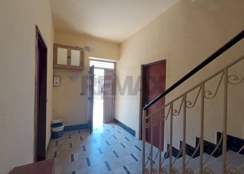 Hall / corridoio - Casa semi indipendente Don Giuseppe Arcieri
 
4, Favara - foto 7