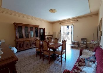 Sala da pranzo - Casa semi indipendente Don Giuseppe Arcieri
 
4, Favara - foto 21