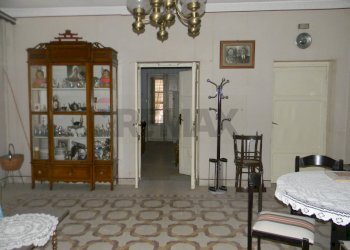 Sala da pranzo - Casa indipendente Via Cola Di Rienzo
 
29, Favara - foto 1