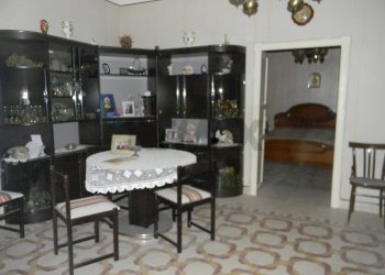 Sala da pranzo - Casa indipendente Via Cola Di Rienzo
 
29, Favara - foto 19