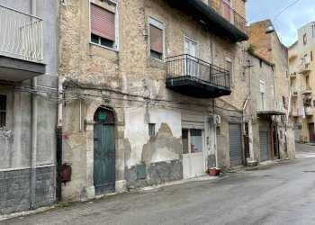 Edificio all\'aperto - Casa indipendente Favara - foto 2