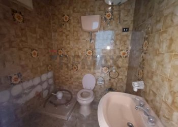 Bagno - Casa indipendente Via Agrigento
 
123, Favara - foto 30