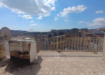 Terrazza - Casa indipendente Via Agrigento
 
123, Favara - foto 44