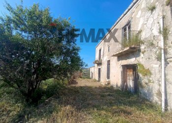 Casa all\'aperto - Rustico Contrada Pizzo Priolo
 
SNC, Favara - foto 1
