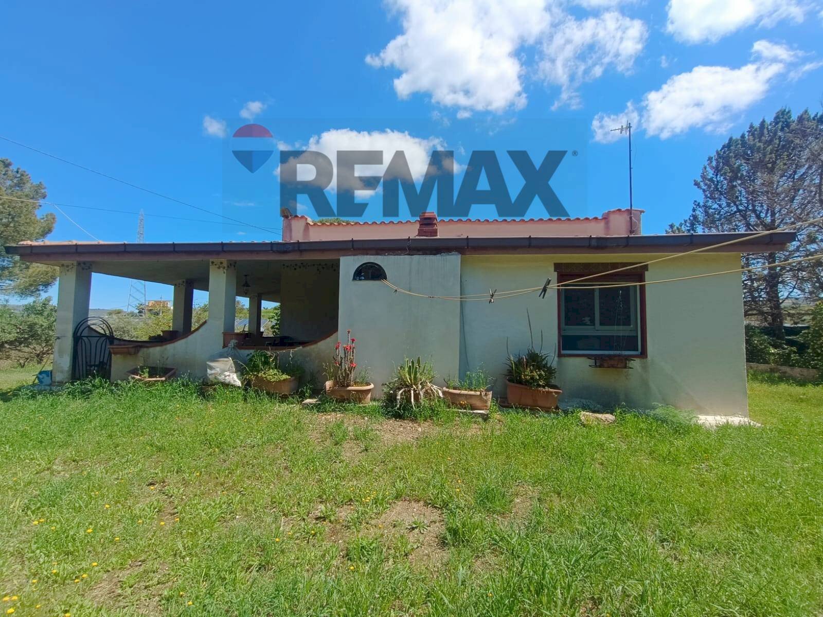 Casa all\'aperto - Villa SS 112
38, Favara - foto 2