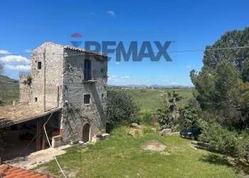 Casa all\'aperto - Villa SS 112
 
38, Favara - foto 31