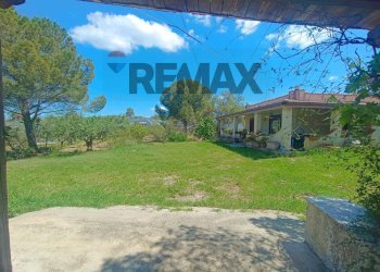 Giardino - Villa SS 112
 
38, Favara - foto 32