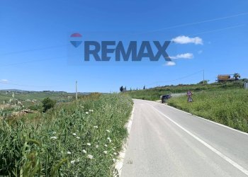 Vista delle montagne - Villa SS 112
 
38, Favara - foto 39