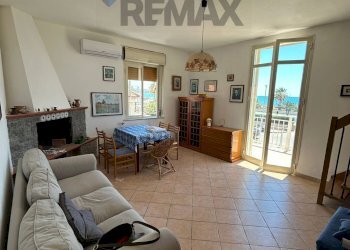 sala da pranzo - Apartment Via Falcone Borsellino
 
90, Agrigento - photo 8