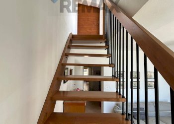 Scale - Apartment Via Falcone Borsellino
 
90, Agrigento - photo 16