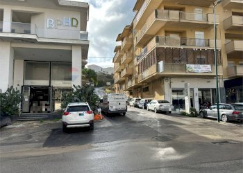 Ingresso via montecitorio - Building land Favara - photo 13