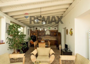 Sala da pranzo - Villa Interno Crocca
 
3, Favara - foto 30