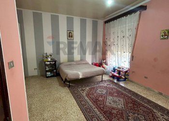 Camera / camera da letto - Appartamento via sicilia
 
3, Favara - foto 26