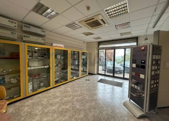 Ricezione / Lobby - Locale Commerciale Viale Aldo Moro
 
233/235, Favara - foto 9