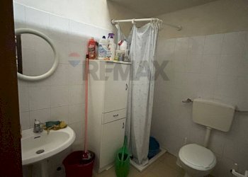 Bagno - Locale Commerciale Viale Aldo Moro
 
233/235, Favara - foto 15