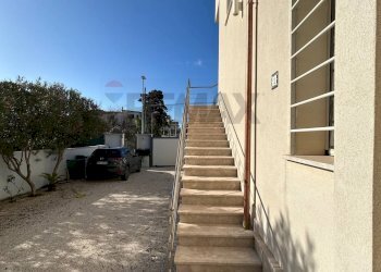 scala per salire primo piano - Semi-detached house Via Rita  Gibilaro
 
6/D, Agrigento - photo 32