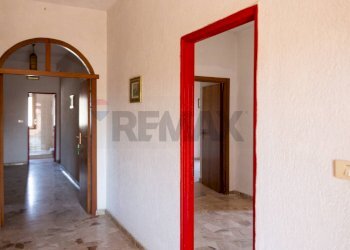 Hall / corridoio - Independent house Via Giuliano Alaimo
 
23, Agrigento - photo 31