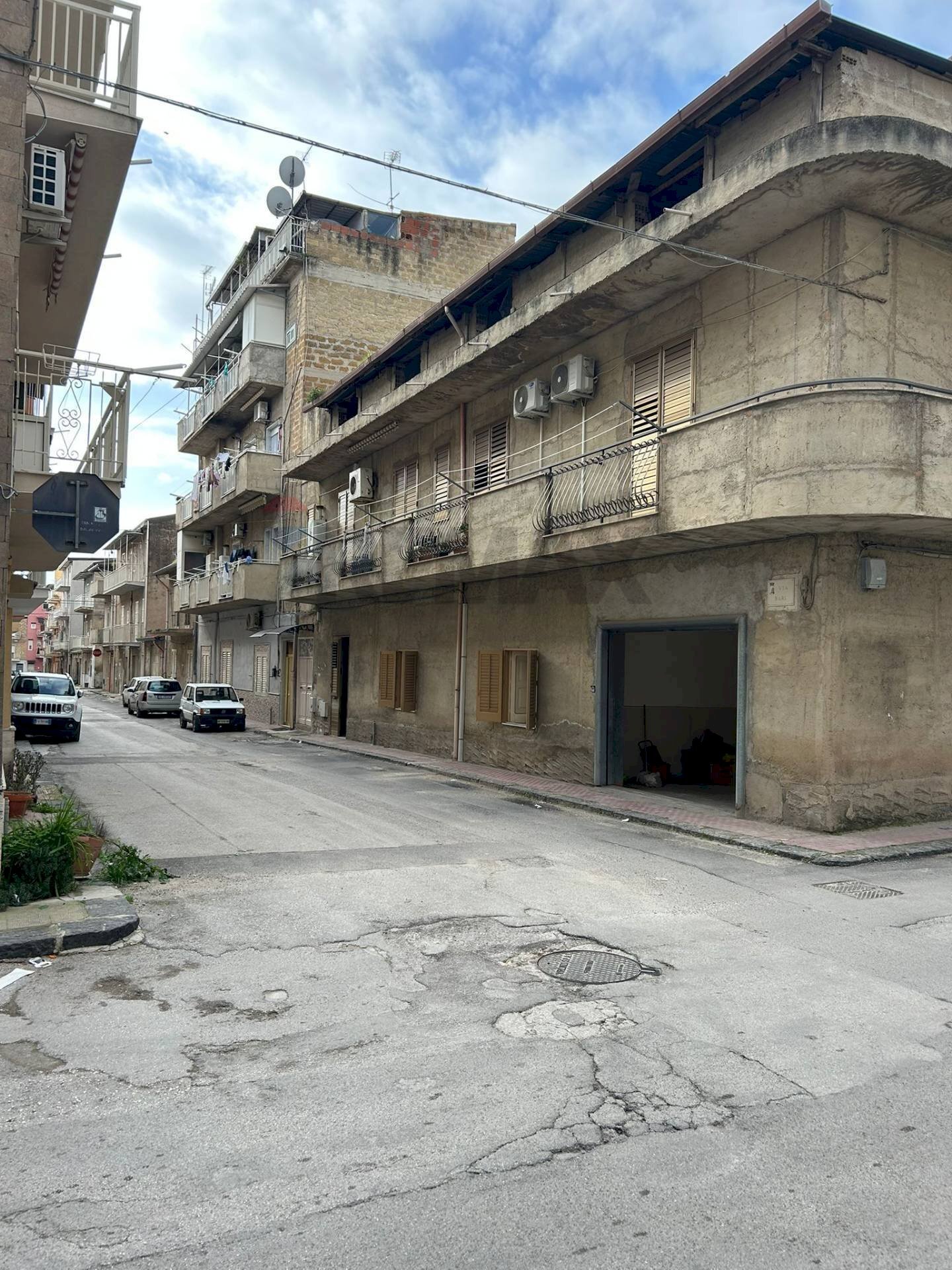 Edificio all\'aperto - Three-room apartment Via Bari
62, Favara - photo 3