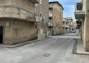 Edificio all\'aperto - Trilocale Via Bari
 
62, Favara - foto 6