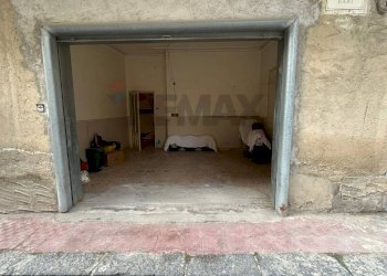 magazzino - Trilocale Via Bari
 
62, Favara - foto 23