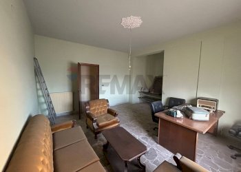 Soggiorno - Trilocale Corso Vittorio Veneto
 
82, Favara - foto 9
