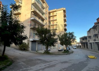 Edificio all\'aperto - Trilocale Corso Vittorio Veneto
 
82, Favara - foto 22
