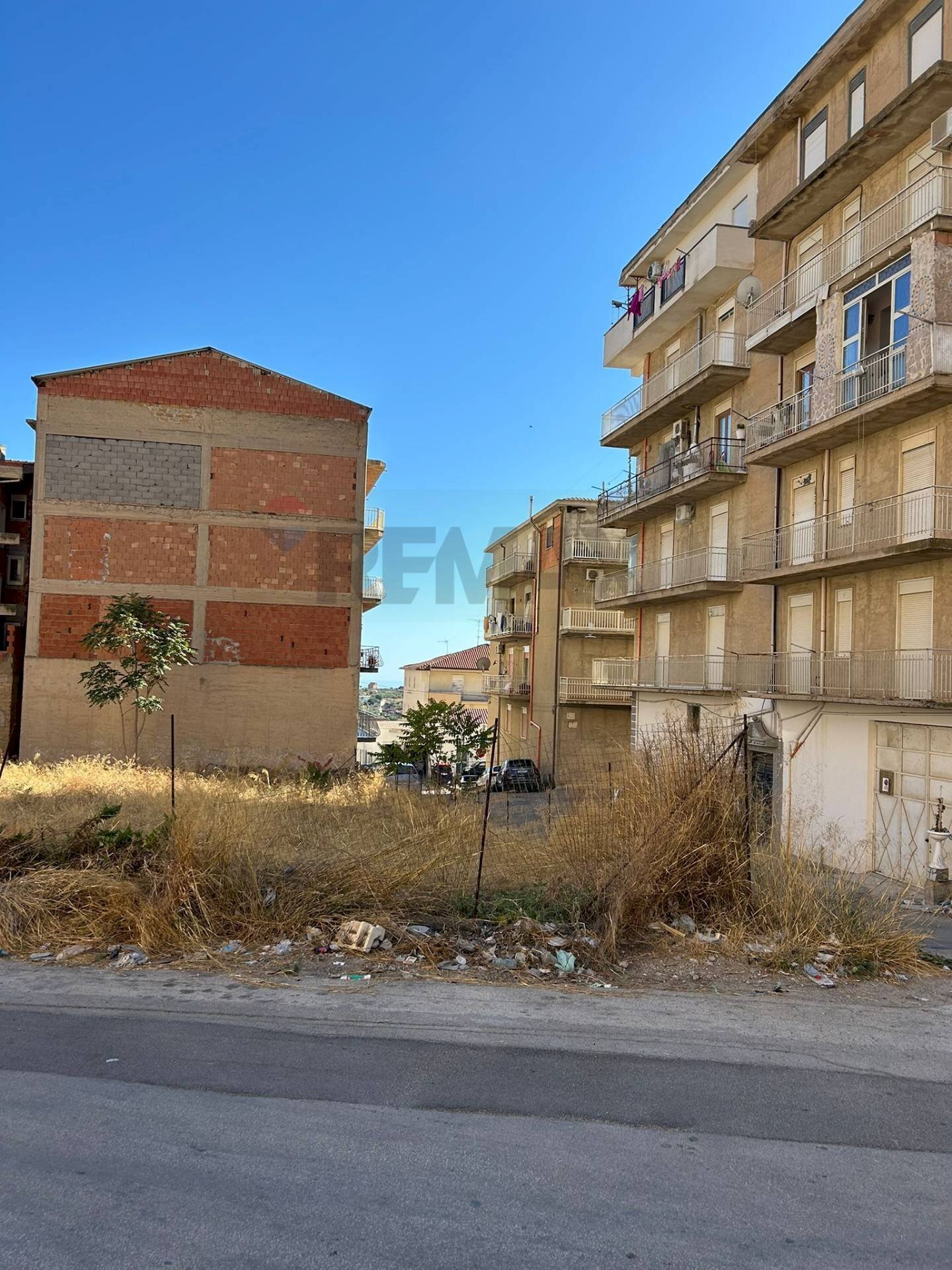 Edificio all\'aperto - Appartamento Via Inghilterra
 
39, Favara - foto 2