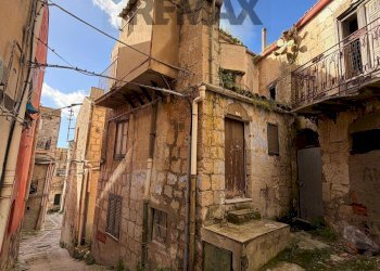 Casa all\'aperto - Casa indipendente VIA STAMPA
7, Mussomeli - foto 7