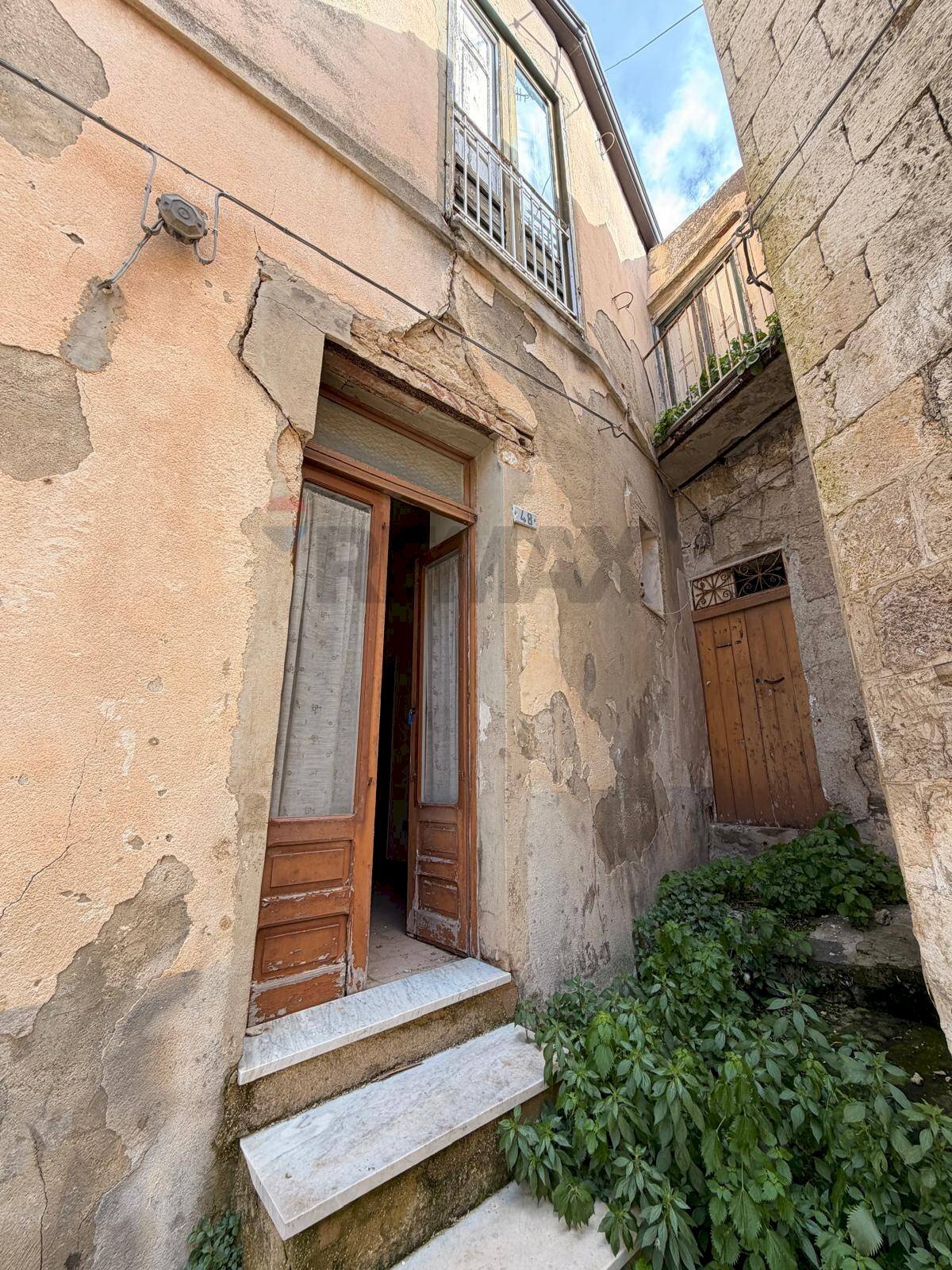 Edificio all\'aperto - Casa indipendente VIA AGRIGENTO
48, Mussomeli - foto 2