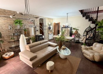 Soggiorno - Appartamento VIALE REGINA ELENA
 
16, Canicattì - foto 1