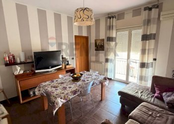Sala da pranzo - Appartamento VIALE REGINA ELENA
 
16, Canicattì - foto 14