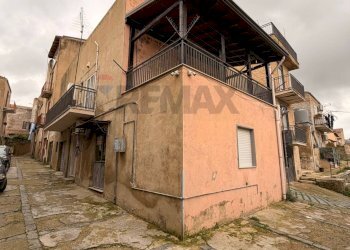 Casa all\'aperto - Casa indipendente VIA FRATE GUIDI
 
2-4-6, Canicattì - foto 1
