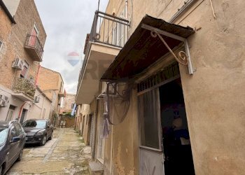 Casa all\'aperto - Casa indipendente VIA FRATE GUIDI
 
2-4-6, Canicattì - foto 4