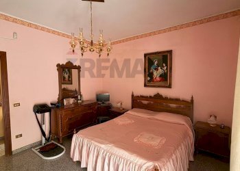 Camera / camera da letto - Casa indipendente VIA FRATE GUIDI
 
2-4-6, Canicattì - foto 21